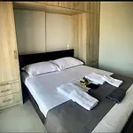 Exotic Luxury Nikiana